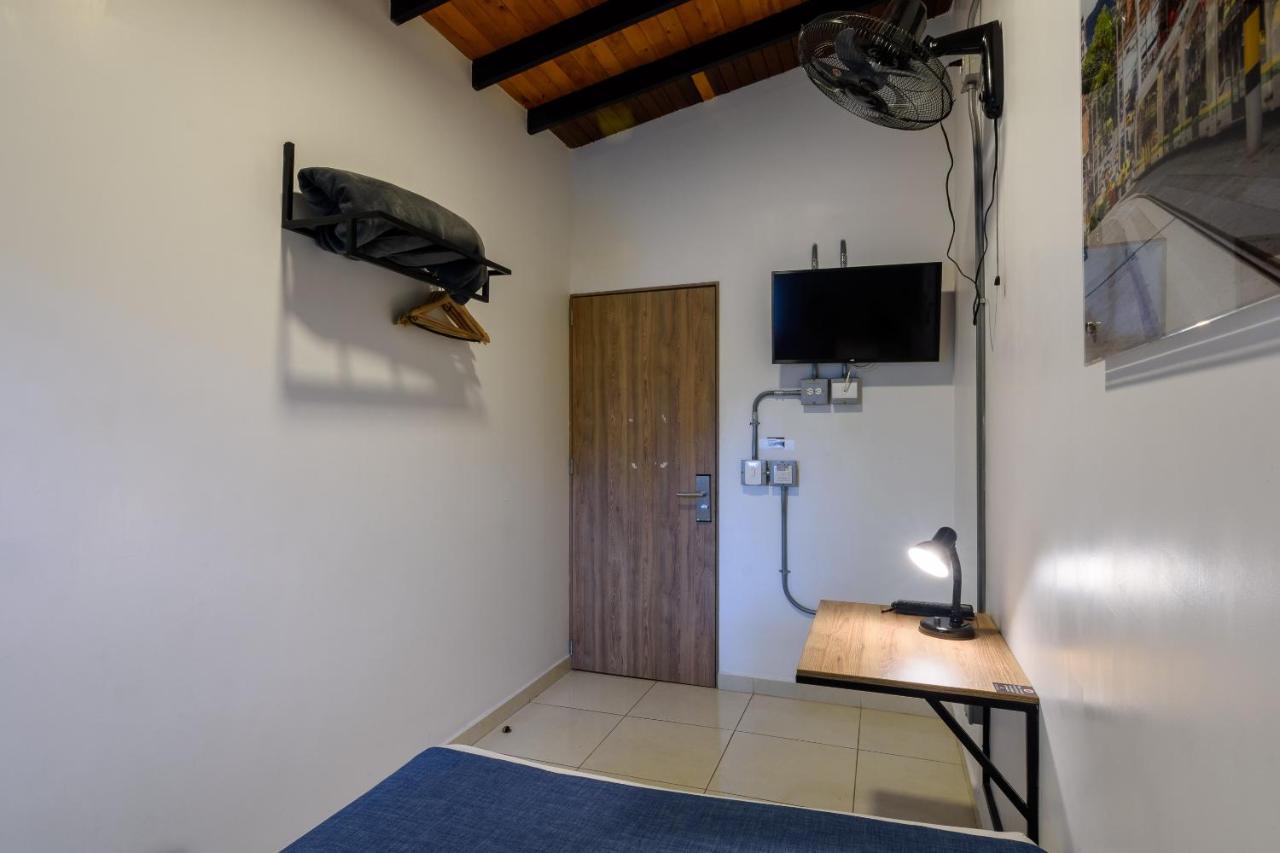 Hotel Med La Palma Medellín Zewnętrze zdjęcie