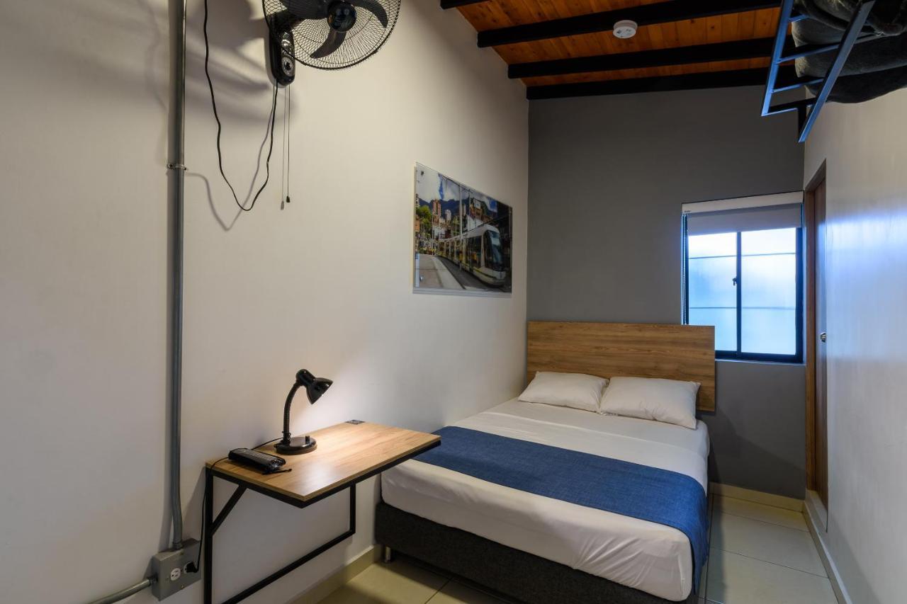 Hotel Med La Palma Medellín Zewnętrze zdjęcie
